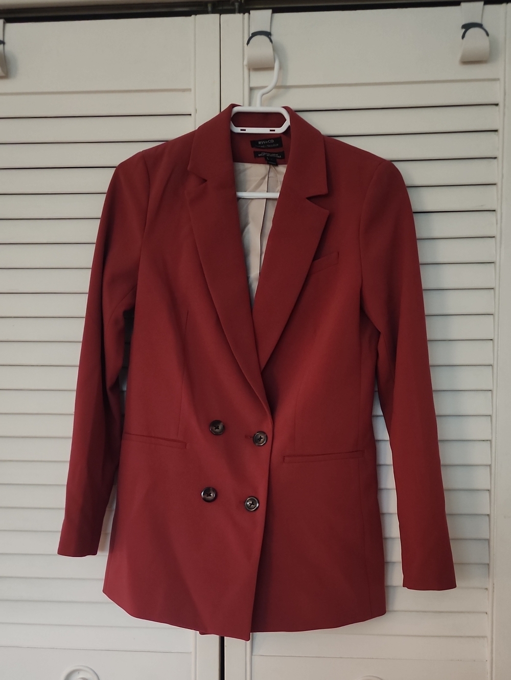 RW&CO. Women's Double-Breasted Blazer in Brick Red